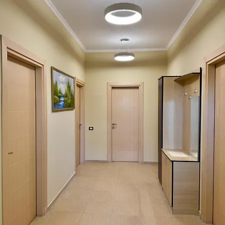 Loen Apartment Durrës